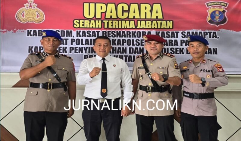 Keterangan foto: Tiga dari kiri, Kasat Narkoba Polres Kutai Barat yang baru, AKP Deky Jonathan Sasiang, Kamis, (4/12/2025)