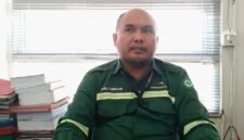 Kepala Teknik Tambang (KTT) PT Manoor Bulant Lestari, Wesly Siregar, S.T., M.T., menyampaikan duka cita mendalam atas insiden kecelakaan kerja serta memastikan seluruh hak korban akan dipenuhi, Minggu (29/3/2026). Reporter: M Sarwani
