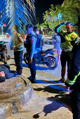 Pengendara Yamaha MX King Kecelakaan Tunggal di Sendawar, Polisi Evakuasi Korban ke RSUD HIS